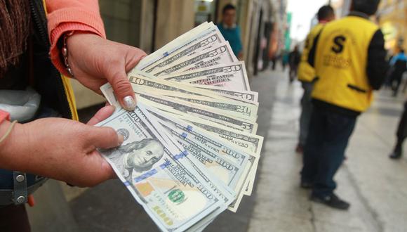 En el mercado paralelo o casas de cambio de Lima, el tipo de cambio se cotiza a S/ 3.450. (Foto: GEC)