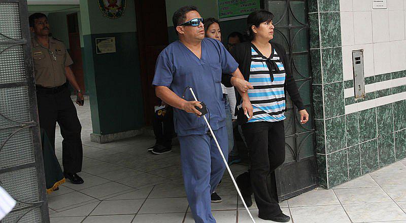 San Juan de Lurigancho: Masajista ciego es amenazado y teme por su hija  