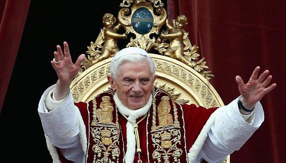 El papa emérito “incumplió su responsabilidad frente a los niños”, señala documento.