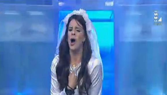 Los Reyes del Playback: Alejandra Baigorria se presenta con vestido de novia