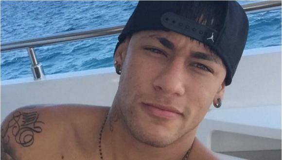  Instagram: hermana de Neymar luce infartante escote