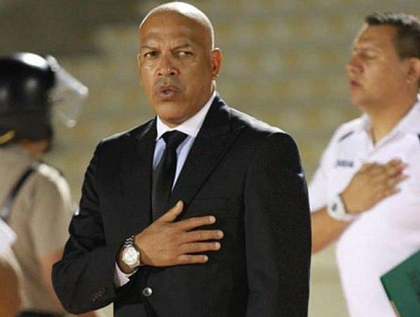 5 claves que acabaron con la salida de Mosquera de Alianza Lima 