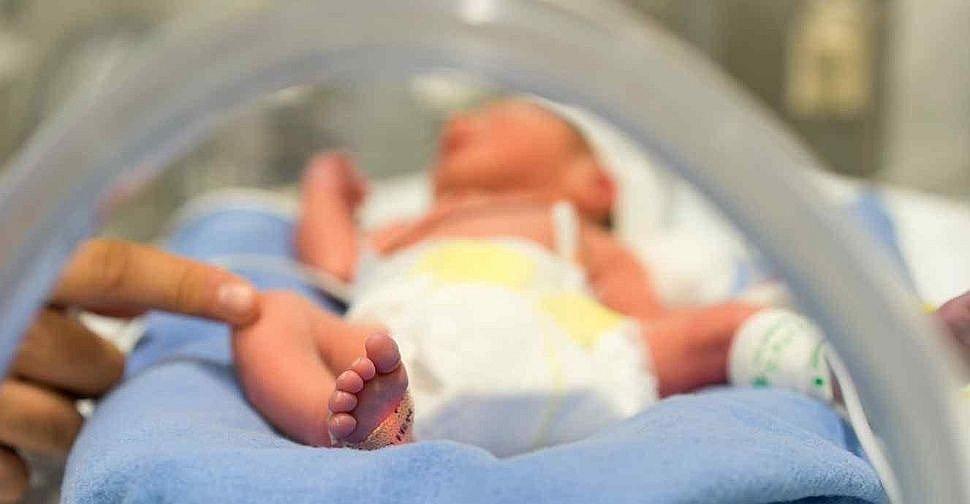 El extraño caso del bebé que nació sin piel 