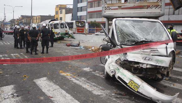 La Victoria: 'Chosicano' deja un muerto y 16 heridos tras choque con furgoneta  