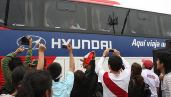 Selección peruana llega a Lima tras encuentro con Chile 