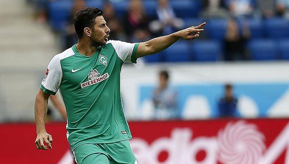 El peruano Claudio Pizarro ultima su renovación con el Werder Bremen 