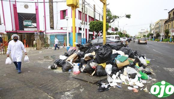 Las calles del Callao lucen llenas de basura. (Foto: Jessica Vicente/ @photo.ge)