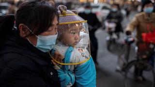 China: La adversidad de ser madre soltera y la lucha por sus derechos
