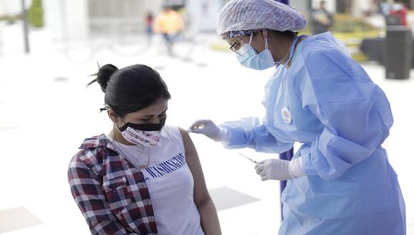 El Ministerio de Salud habilitó vacunatorios este fin de semana en todo Lima Metropolitana. (Foto: Anthony Niño de Guzmán/GEC)