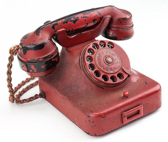 Teléfono personal de Hitler es vendido por 243 mil dólares [FOTOS]
