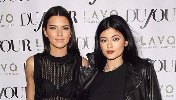 Kylie y Kendall Jenner enternecen las redes con fotos de su infancia
