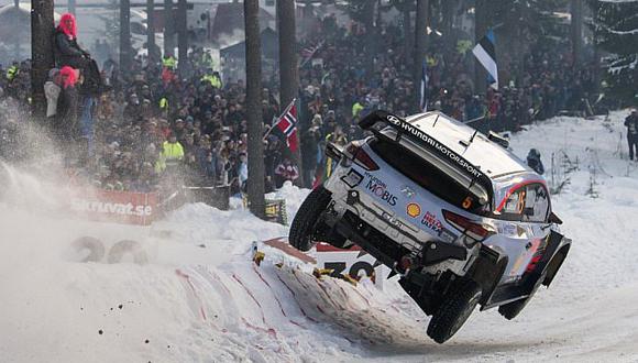 ​WRC: Neuville se afianza en el liderato y vuela hacia el triunfo en Suecia