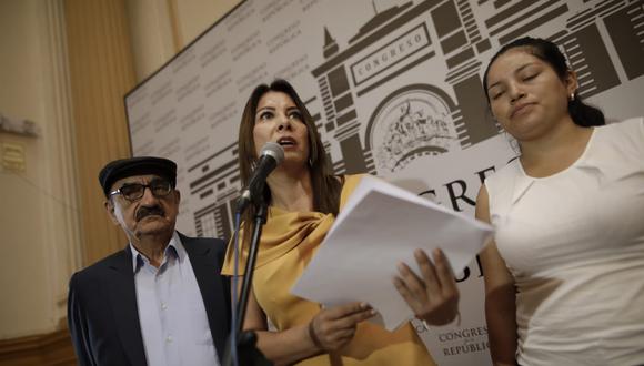 Mónica Saavedra, de Acción Popular, encabeza la Junta Preparatoria del nuevo Congreso. (Foto: GEC)