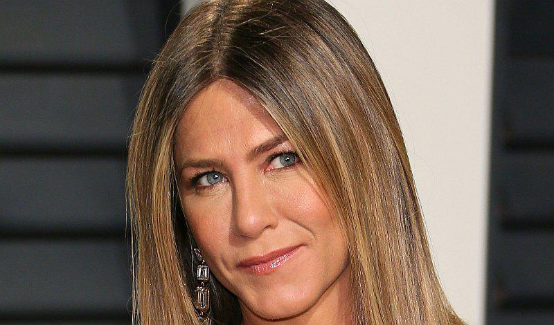 Jennifer Aniston impacta con foto donde luce sin una gota de maquillaje 