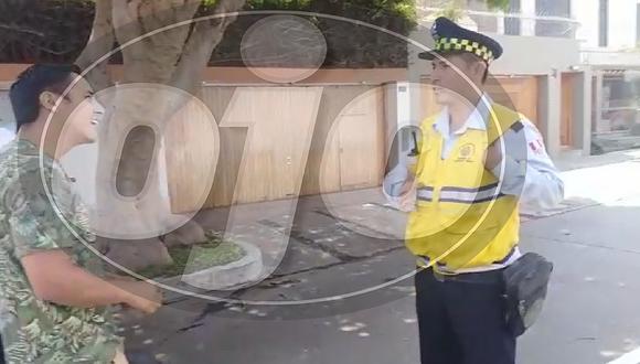 Vecino de San Isidro golpea a inspectores municipales (VIDEO)