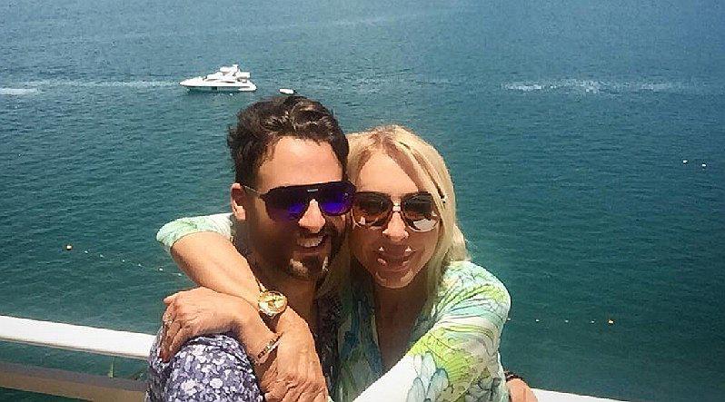​Laura Bozzo celebra su cumpleaños con "Peluchín" en Acapulco