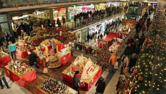 Las empresas privadas tienen como plazo máximo el 15 de diciembre para depositar la gratificación de Navidad a sus trabajadores (Foto: Andina)