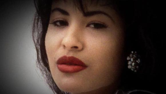 Después de su cruel asesinato, a manos de la presidenta de su club de fans Yolanda Saldívar, Quintanilla se convirtió en una leyenda (Foto: Selena / Instagram)