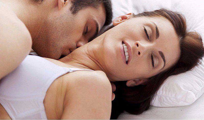 Conoce la razón por la que las mujeres gimen durante la intimidad