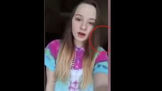 ¡Qué miedo! Ella se grabó cantando, pero jamás imaginó que esto aparecería en su video