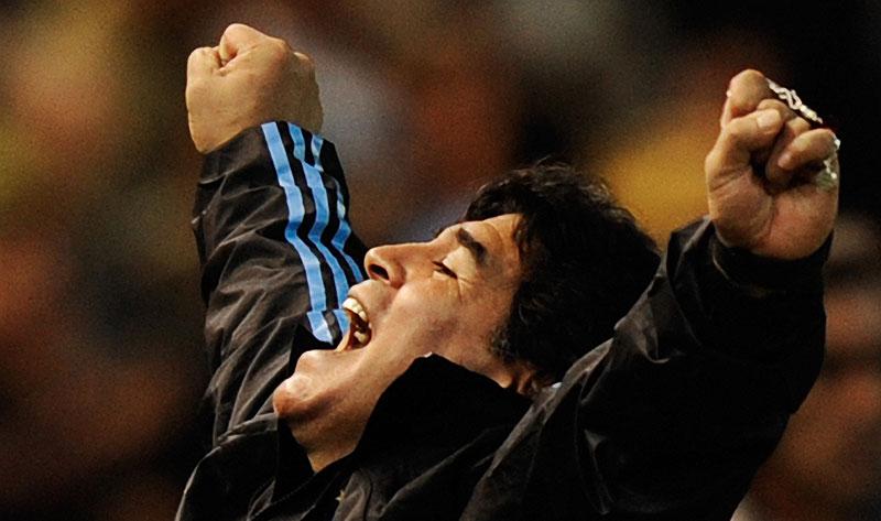 Maradona prometió correr desnudo si gana el Mundial