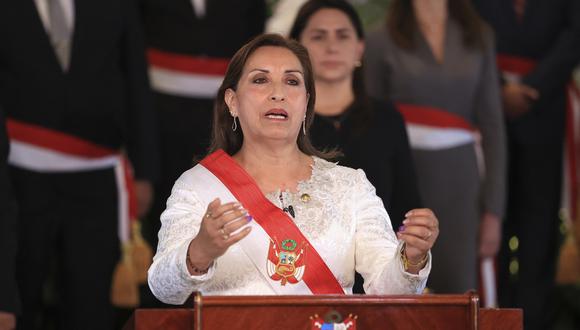 La presidenta Dina Boluarte afirma que ni la violencia ni el radicalismo acabarán con un "gobierno legal y legítimo". Foto: Presidencia
