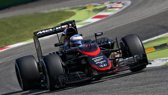 Fernando Alonso abandona para “no dañar” su Fórmula 1 que no corre nada
