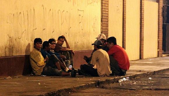 El Agustino: Se emborrachan pese a 'Ley seca'