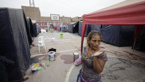 Damnificados viven desde hace más de un mes en carpas. Fotos: Julio Reao/@Photo.gec