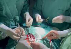 Médicos ucranianos realizaron operación con una linterna tras sufrir apagón por un ataque ruso [VIDEO]