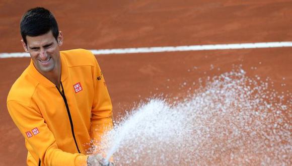 Novak Djokovic casi pierde un ojo en plena celebración [VIDEO] 