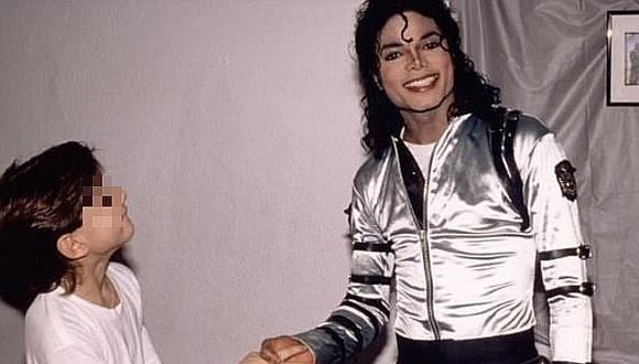 Director de documental sobre abuso infantil de Michael Jackson admite errores en sus acusaciones