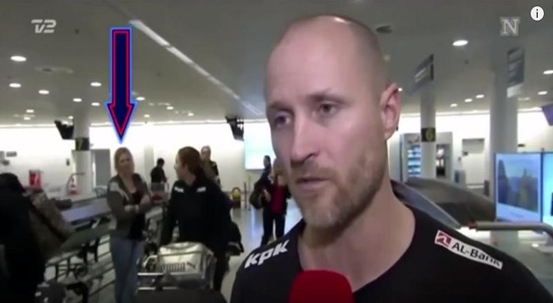 ​YouTube: ¿Mujer desaparece en plena entrevista en vivo? Aquí la verdad de lo que pasó