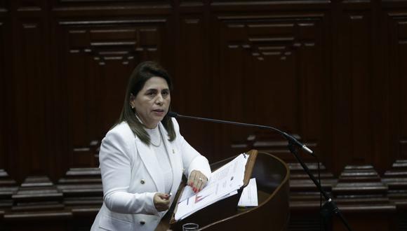 El Congreso  interpelara a la ministra de Salud, Rosa Gutiérrez. Foto: César Bueno@photo.gec