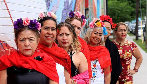 ​300 personas vestidas como Frida Kahlo buscan récord mundial