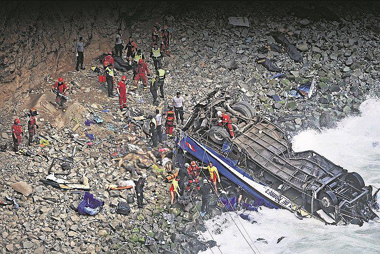 ​Accidente en Pasamayo: se eleva a 51 los fallecidos tras caída de bus 