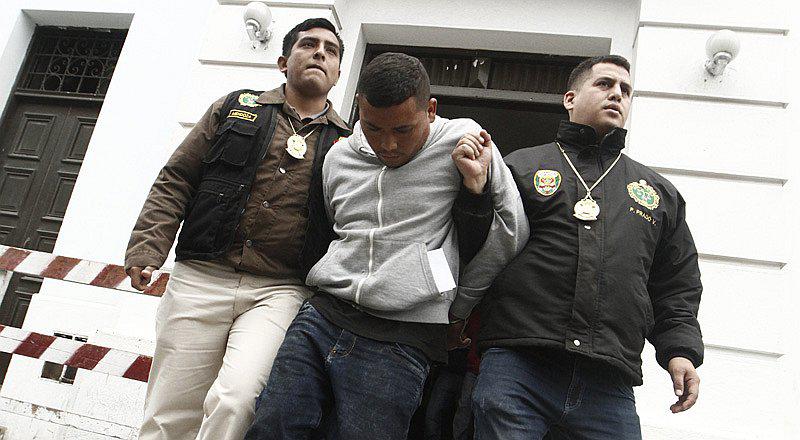 Callao: “Injertos” caen en pleno asalto a instituto [FOTOS] 