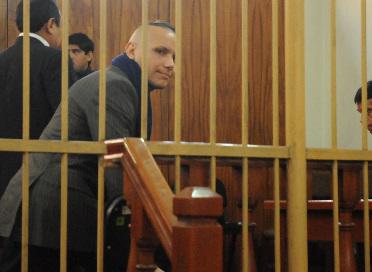 Carlos Cacho no irá a Santa Bárbara, cumplirá arresto en casa de su madre