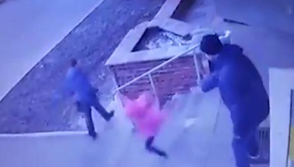 Sujeto empuja a su hija de 6 años por las escaleras y queda detenido