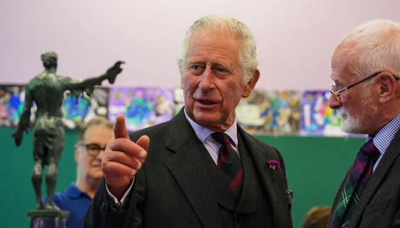 Luego de Carlos de Gales, quien continúa en la línea de sucesión al trono es el príncipe William. (Foto de Andrew Milligan / POOL / AFP)