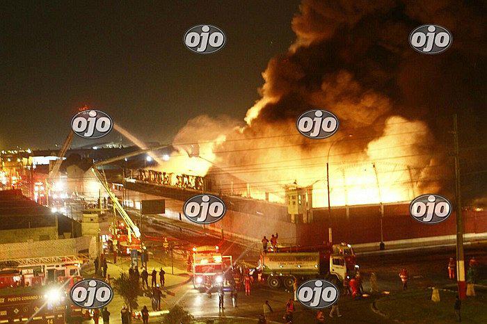 Con OJO crítico: Apoyo a los bomberos