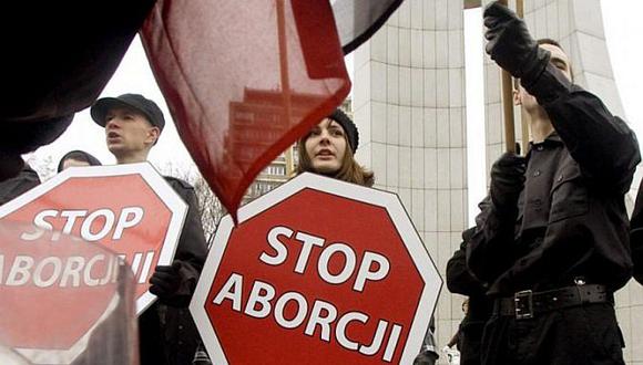 Antiabortistas vuelven a la carga para defender a la vida en Polonia