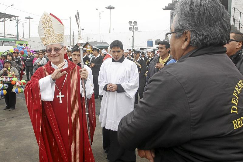 Obispo Irízar deja el Callao