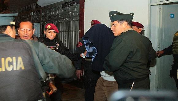 Los Olivos: Policía balea a joven que jugaba básquet frente a su casa [FOTOS]