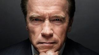 El look de Arnold Schwarzenegger a sus 17 años arrasó Instagram y es viral