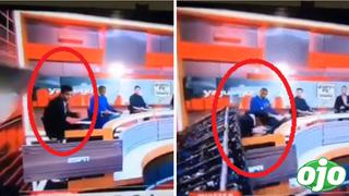 Conductor de ESPN sufre accidente en vivo: Le cayó una pantalla gigante en la espalda | VIDEO