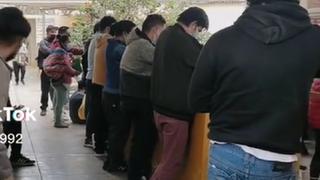 “Hombres responsables”: varones hicieron larga cola para hacerse la vasectomía gratis en Comas