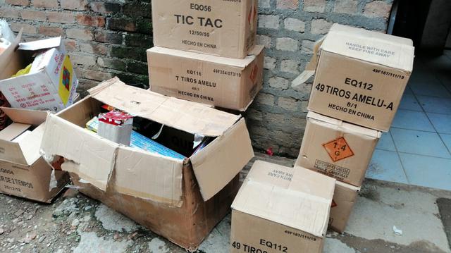 En el inmueble se hallaron productos detonantes y deflagrantes que no contaban con la autorización de la Sucamec. (Foto: @SucamecPeru)