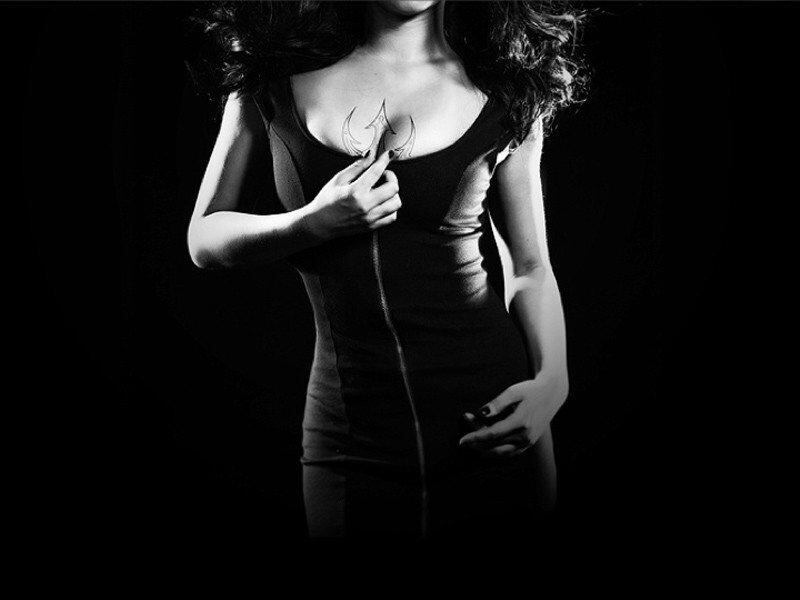 ¡Vuélvelo loco! 5 pasos para hacer un buen striptease [VIDEO]