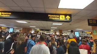 Caos en el aeropuerto Jorge Chávez: largas filas y accesos restringidos por cuarentena | VIDEO